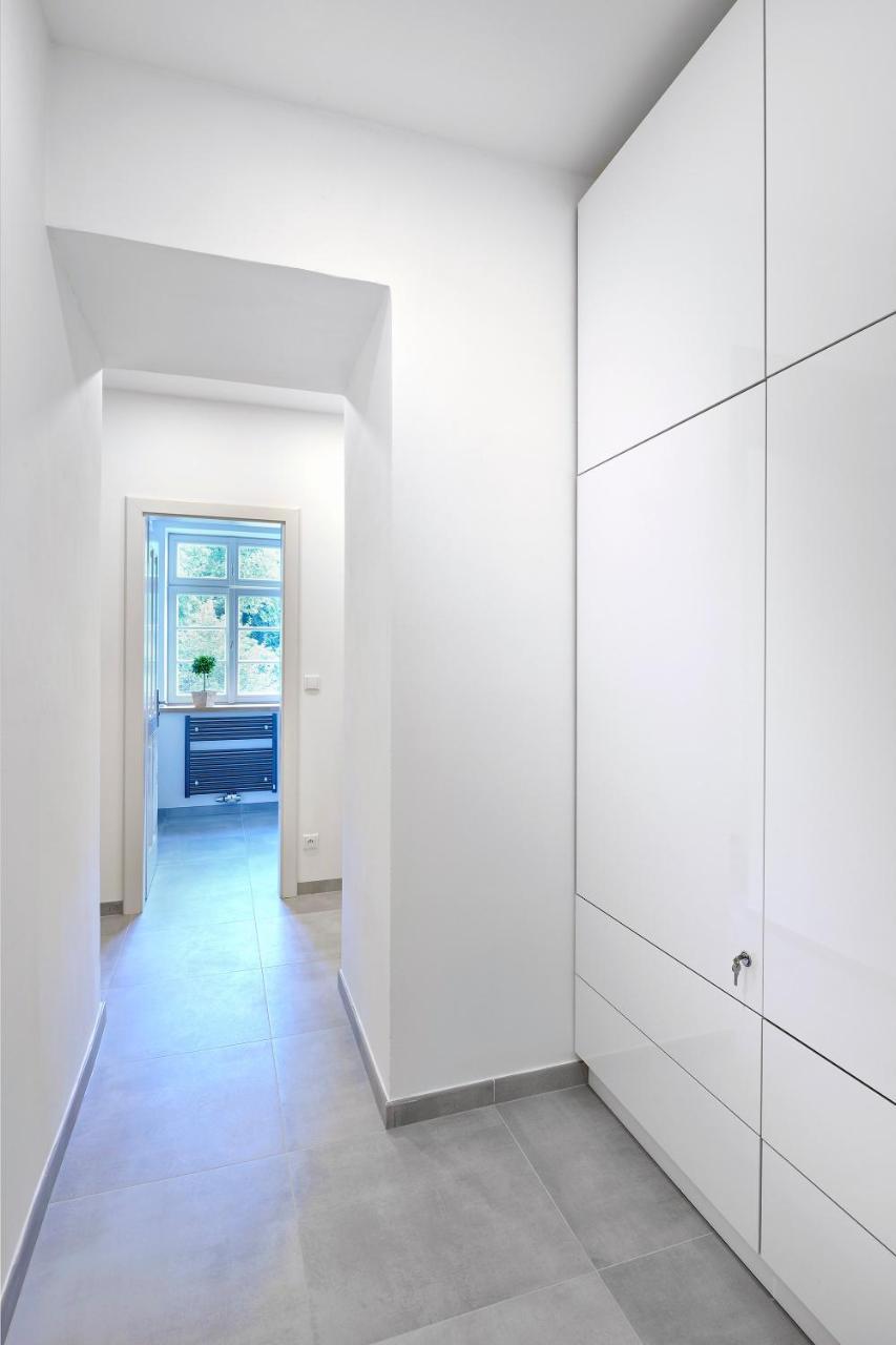 Downtown Suites Mala Strana براغ المظهر الخارجي الصورة