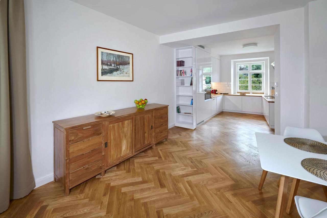 Downtown Suites Mala Strana براغ المظهر الخارجي الصورة