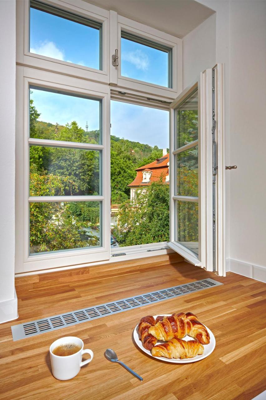Downtown Suites Mala Strana براغ المظهر الخارجي الصورة